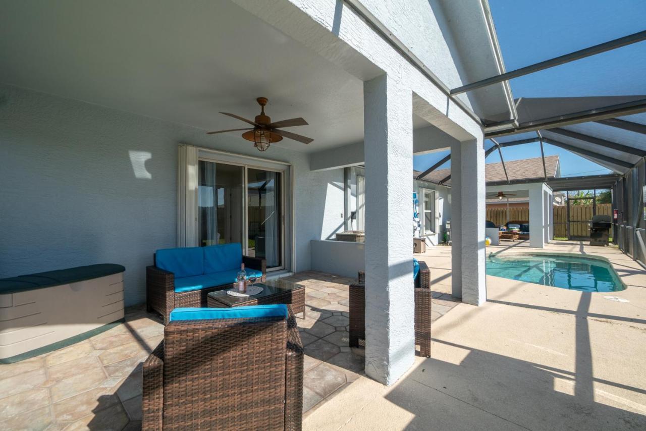 Serene Seaside Retreat - Dog Friendly - 2Br Townhouse With Shared Heated Pool Steps To Paradise Beach! Melbourne Buitenkant foto