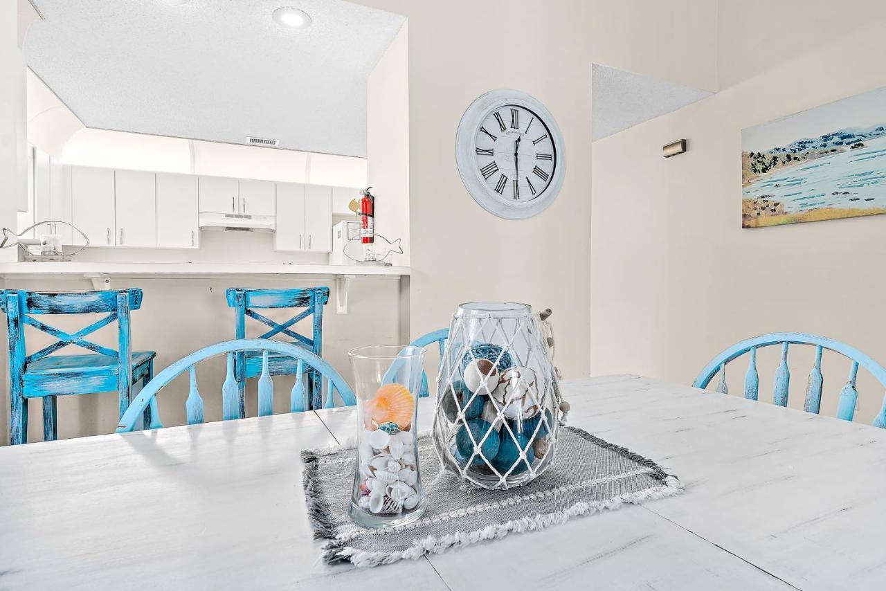Serene Seaside Retreat - Dog Friendly - 2Br Townhouse With Shared Heated Pool Steps To Paradise Beach! Melbourne Buitenkant foto