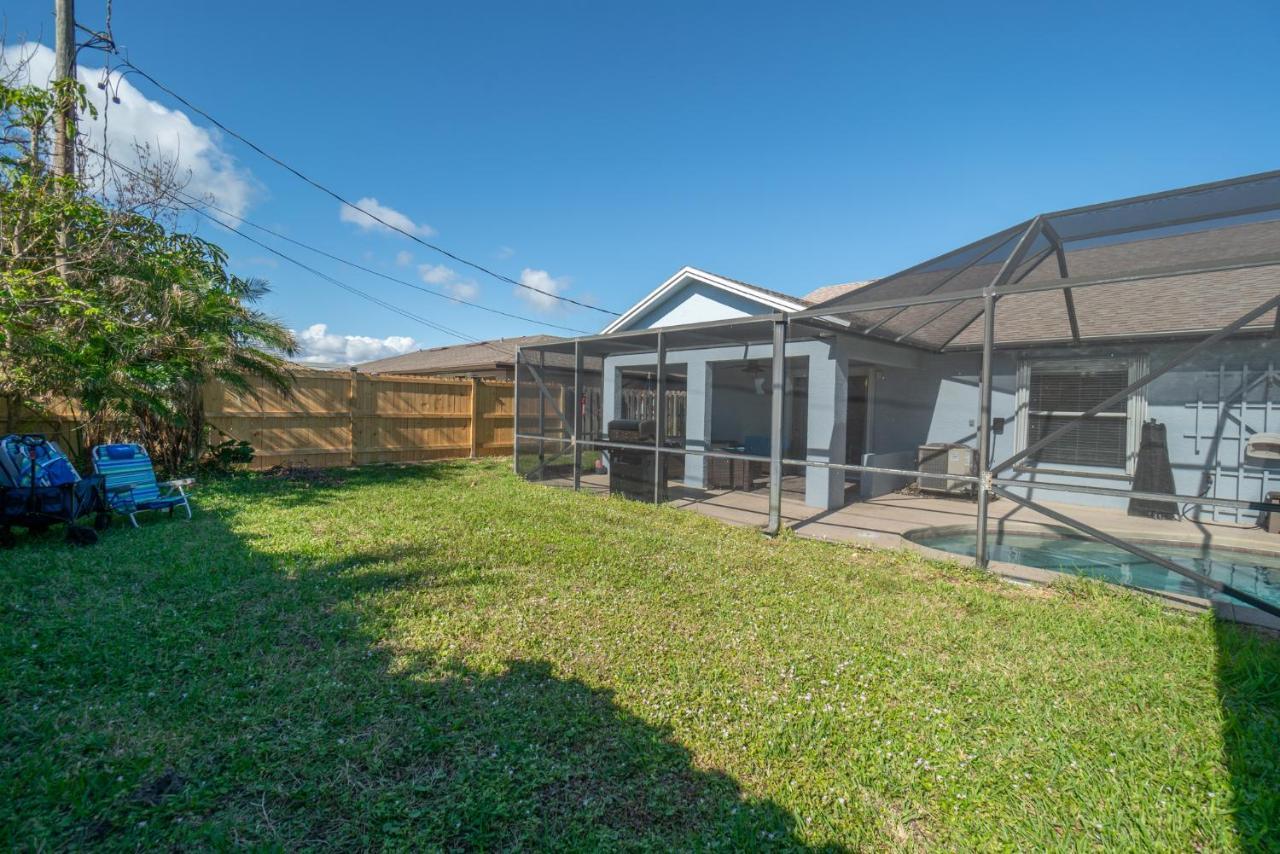 Serene Seaside Retreat - Dog Friendly - 2Br Townhouse With Shared Heated Pool Steps To Paradise Beach! Melbourne Buitenkant foto